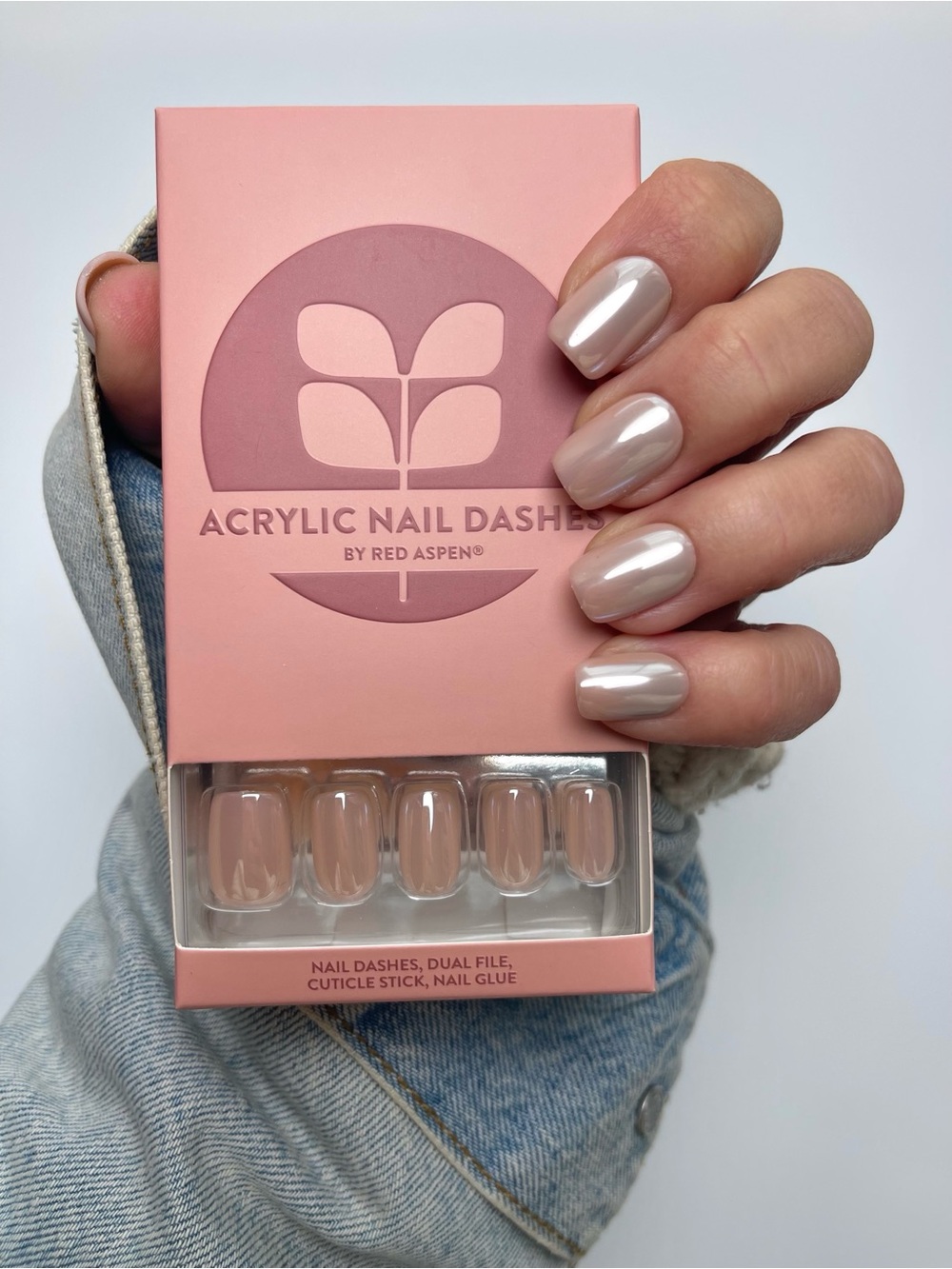 Poetic Paislee Press-On Nails in Soft Blush Pink